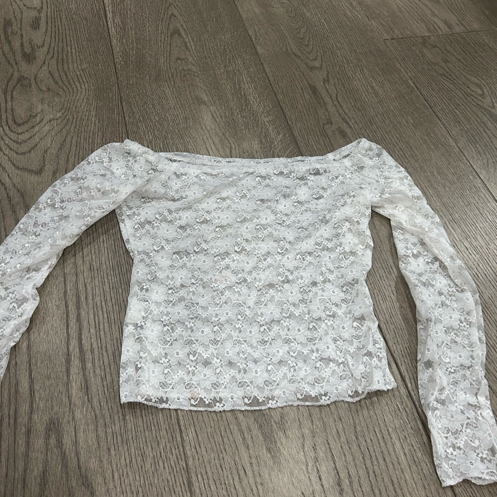 White Lace Long Sleeve Top